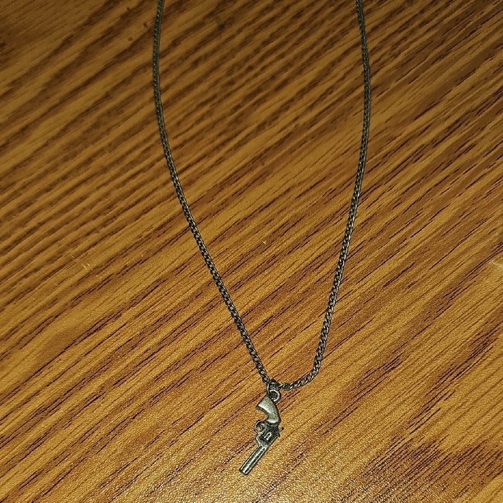 Revolver Pendant Necklace  14" ( Not Incl. Addt'l Links)